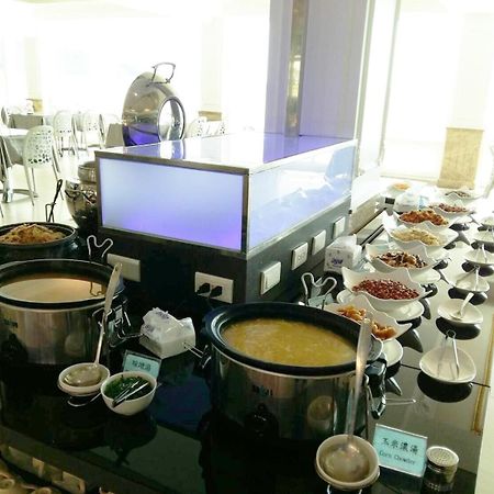White House Hot Spring Beach Resort Wanli Buitenkant foto