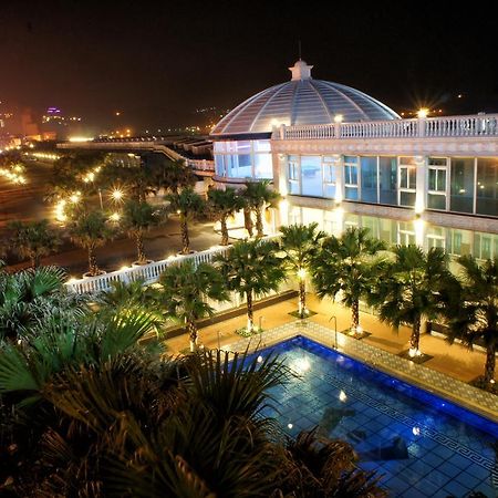 White House Hot Spring Beach Resort Wanli Buitenkant foto