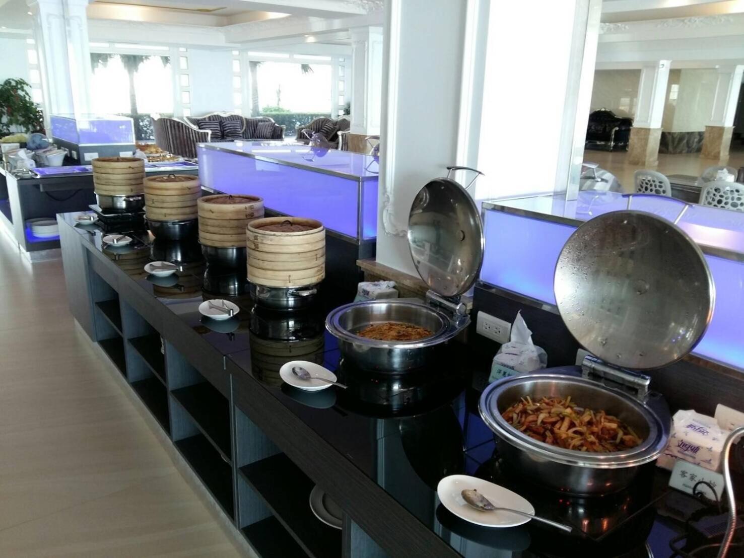 White House Hot Spring Beach Resort Wanli Buitenkant foto