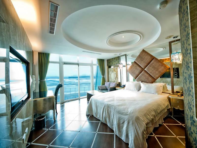 White House Hot Spring Beach Resort Wanli Buitenkant foto